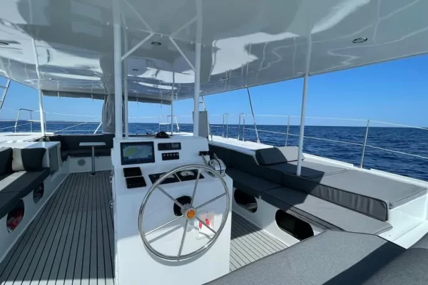Calanques Catamaran Tour & Standup Paddle